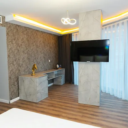 The Hera Business & 4* Стамбул