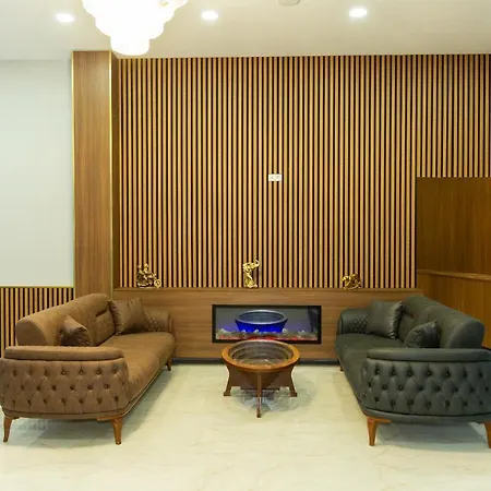 The Hera Business & Hotel 4*