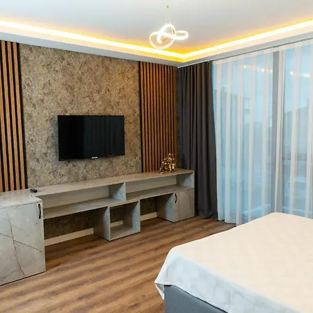 The Hera Business & Estambul