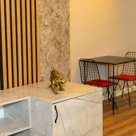 The Hera Business & Istanbul