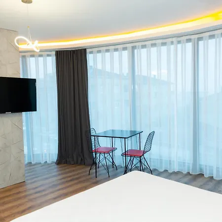 Hotel The Hera Business & 4*
