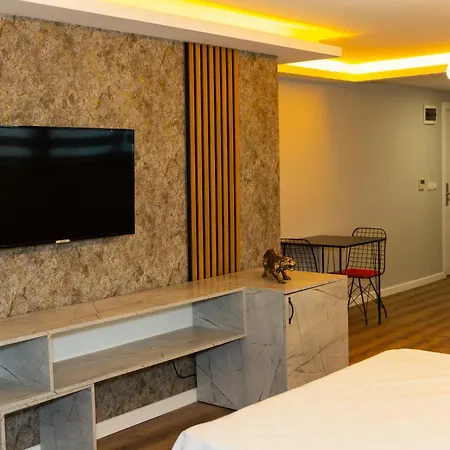 The Hera Business & Hotel