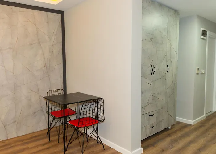 The Hera Business & Hotel 4*